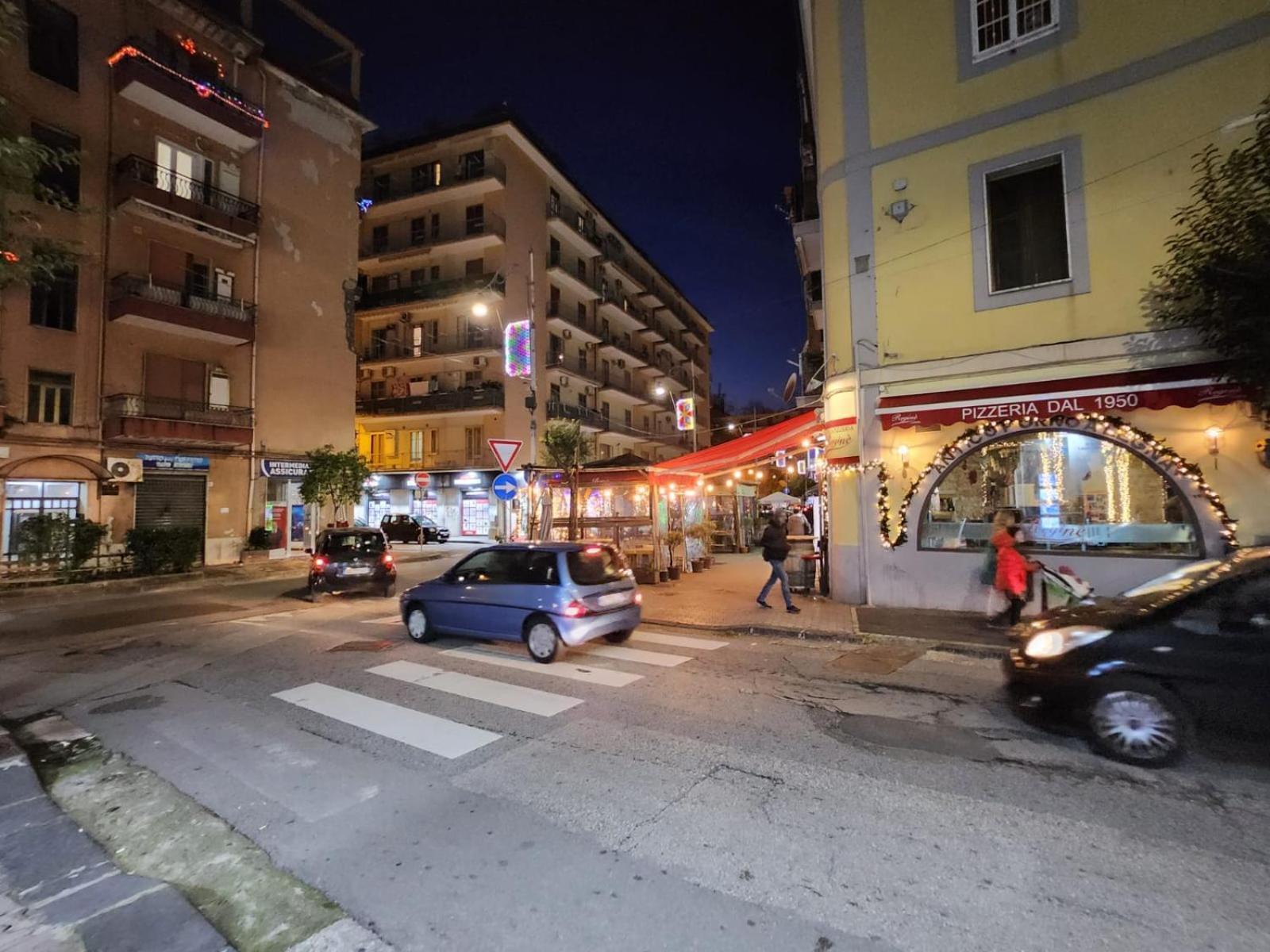 Le Case Di Ale - Holiday Homes Salerno Luaran gambar